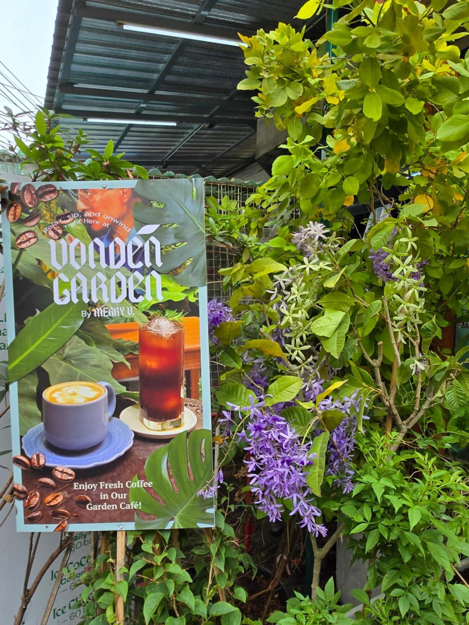 Vonden Garden By Merry V Банкок Екстериор снимка